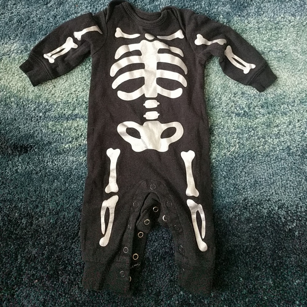 Carter's 3M Skeleton snap onesie